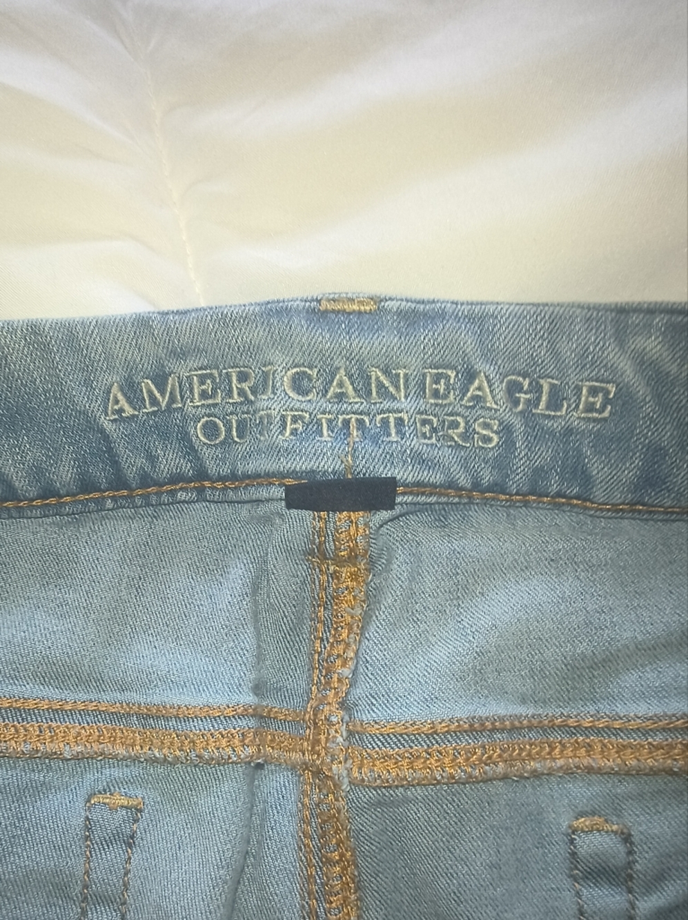 American Eagle Outfitters Light Blue Denim Shorts with Contrast Stitching - Picture 3 of 3